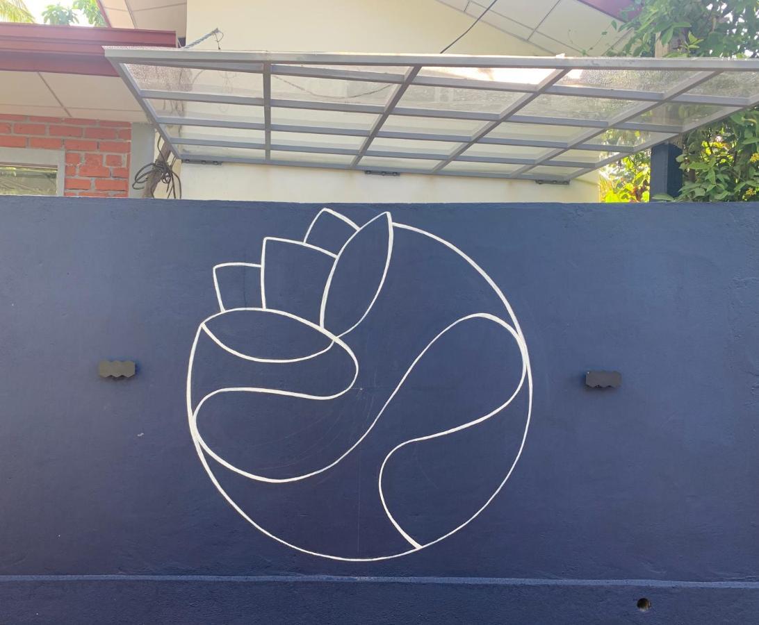 Pranaya Hiriketiya Hostel Dikwella Bagian luar foto