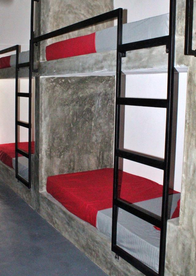 Pranaya Hiriketiya Hostel Dikwella Bagian luar foto